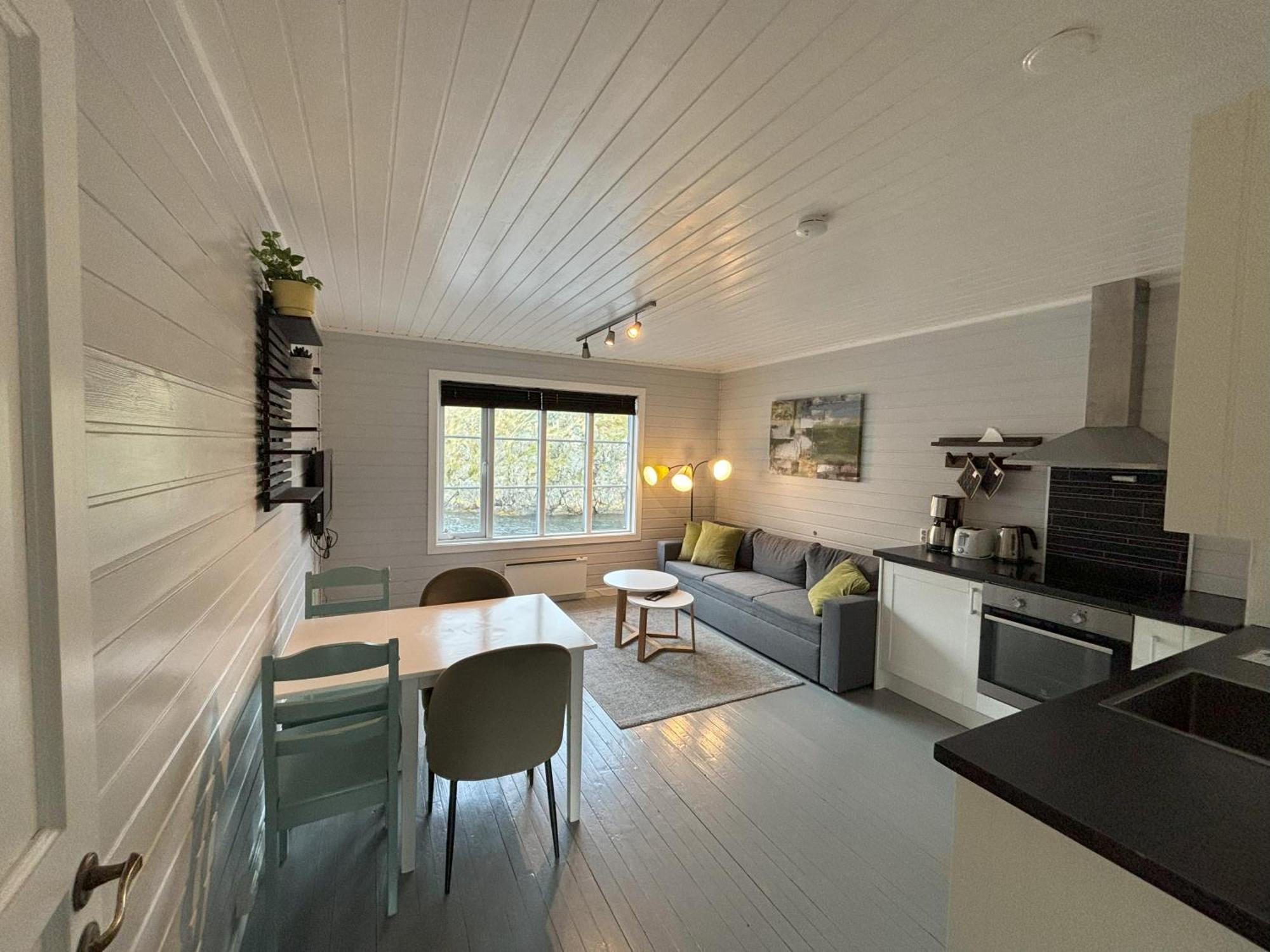 Buodden Rorbuer - Fisherman Cabins Sorvagen Holiday home *