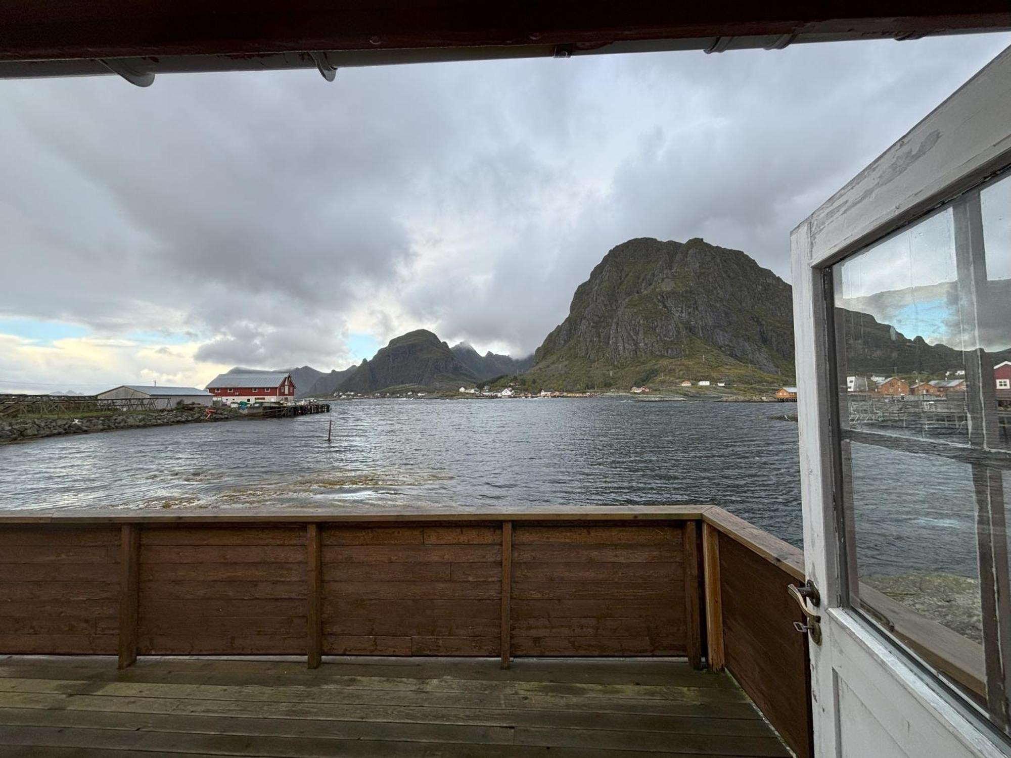Buodden Rorbuer - Fisherman Cabins Sorvagen *