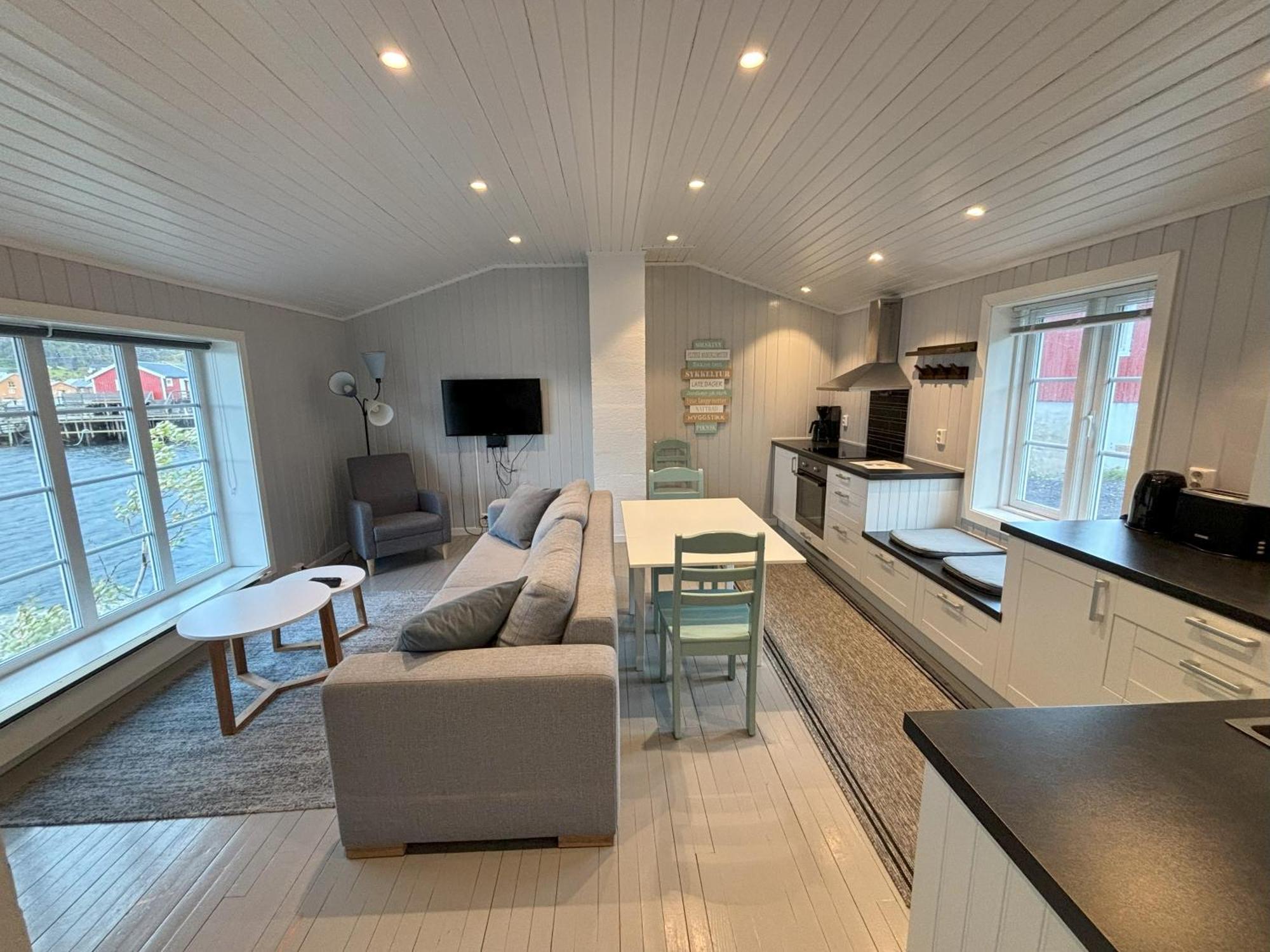 Buodden Rorbuer - Fisherman Cabins Sorvagen Holiday home